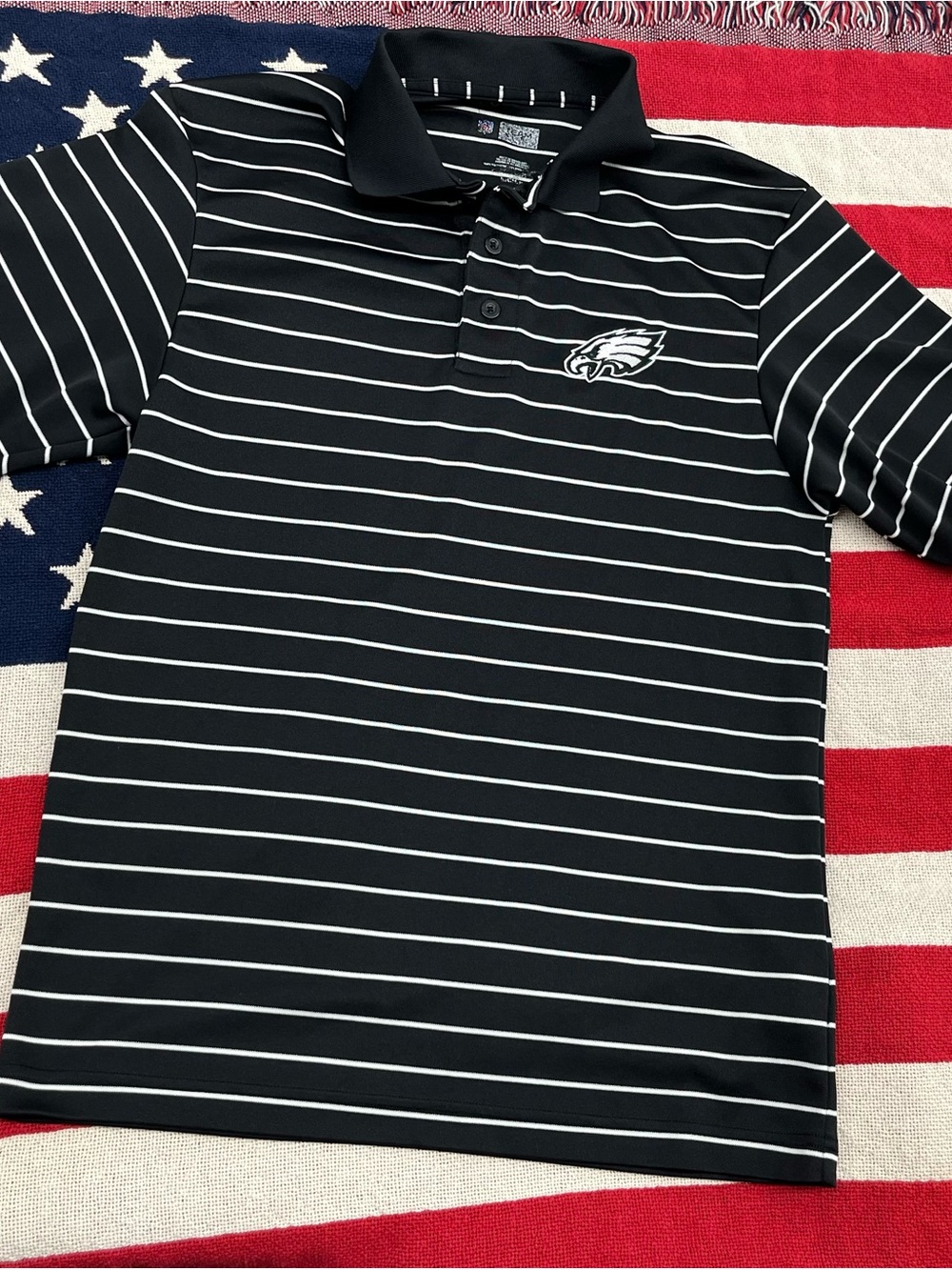NFL Philadelphia Eagles Black Polo with White Stripes Men’s Size Small